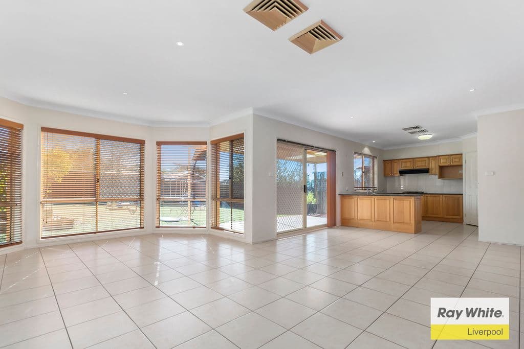 5 Robin Street, Hinchinbrook - Thumbnail 3