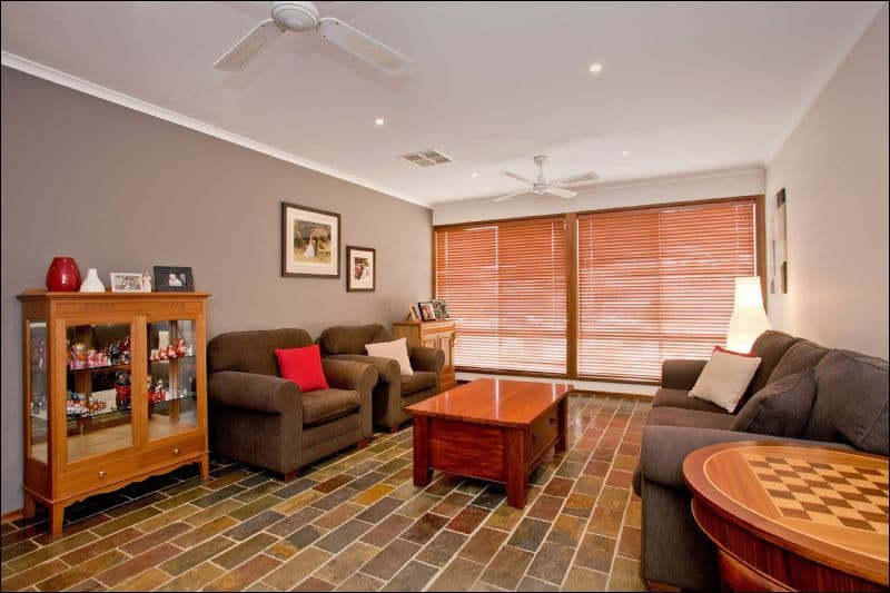 13 Maryland Drive, CORIO VIC 3214, Corio - Thumbnail 4