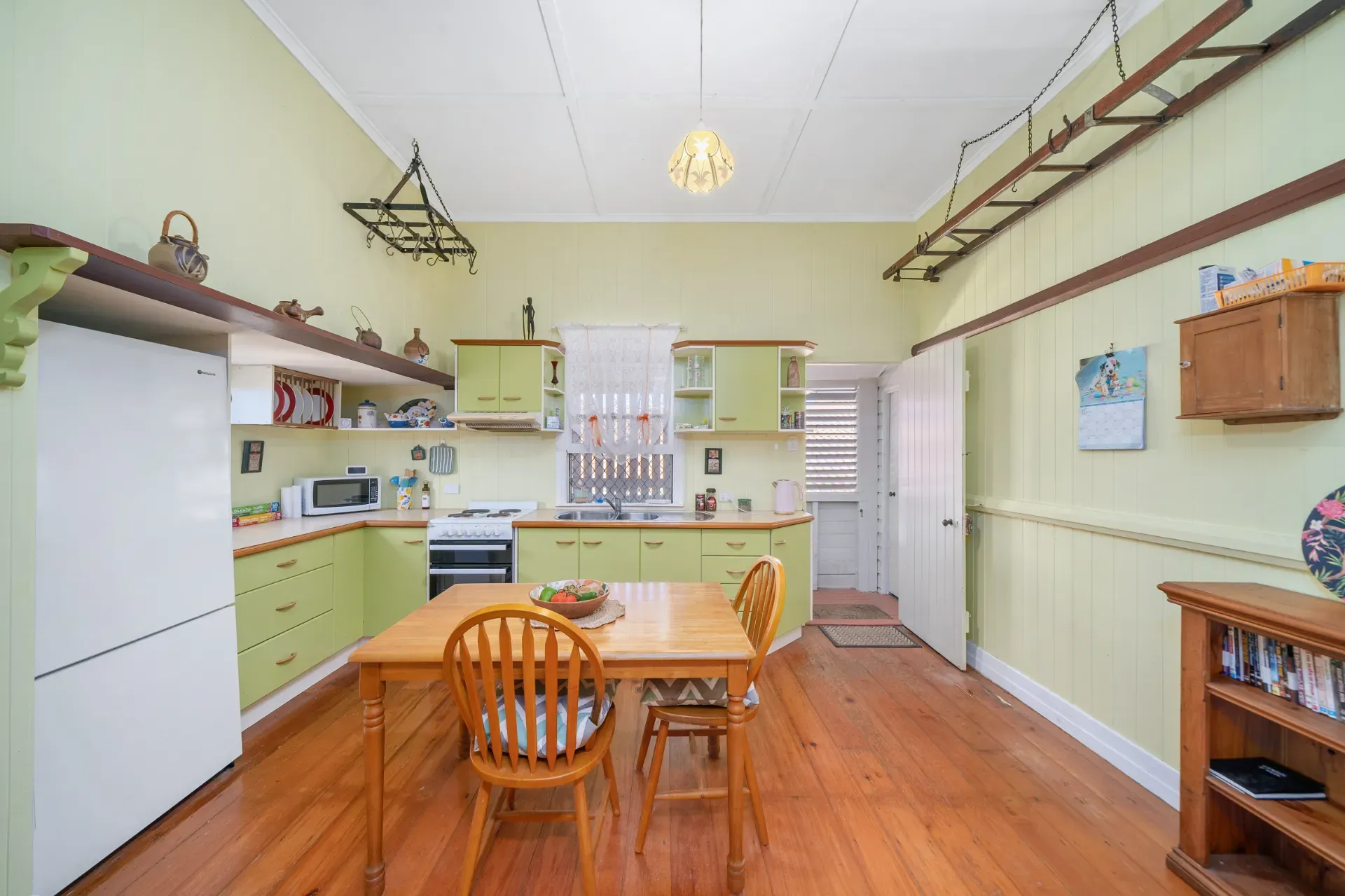 13 Josephine Street, Redcliffe QLD 4020, Redcliffe - Thumbnail 4