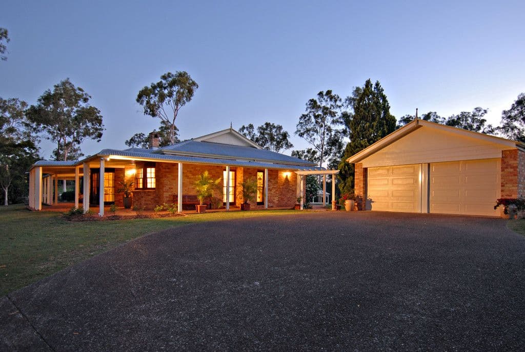 KARANA DOWNS QLD 4306, Karana Downs - Thumbnail 2