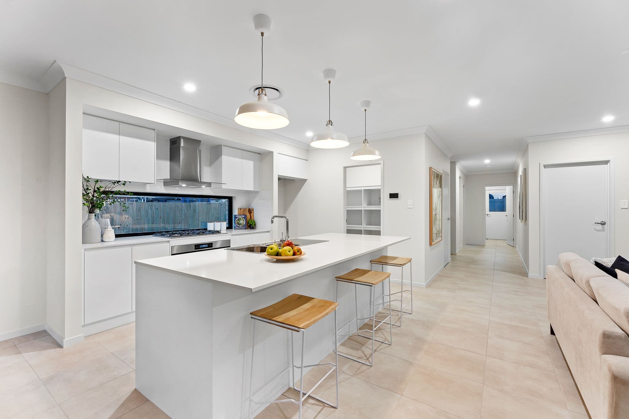 13 Dusky Bells Drive, Cranbourne West - Thumbnail 3