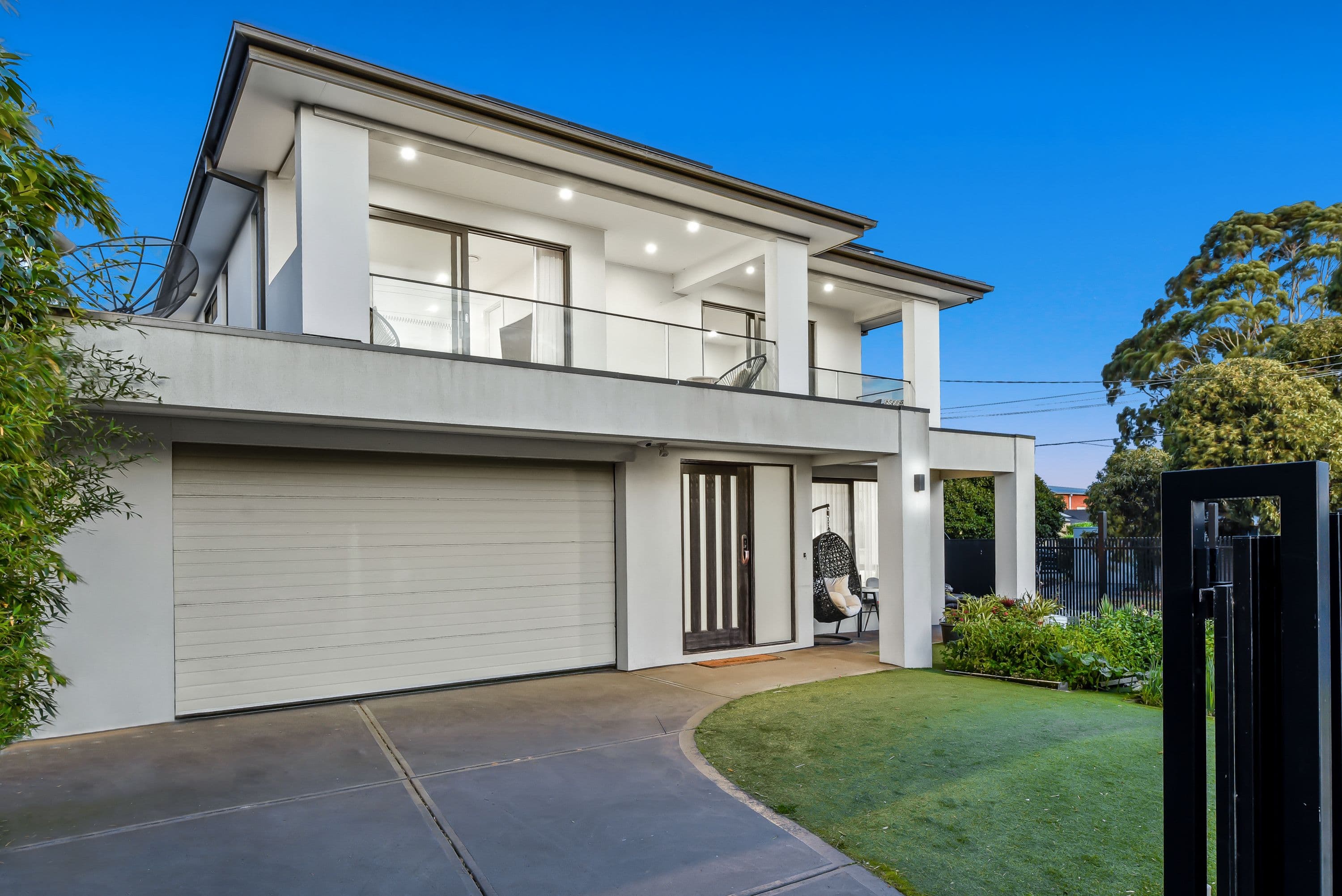 27 Hillside Street, Springvale VIC 3171, Springvale - Thumbnail 2