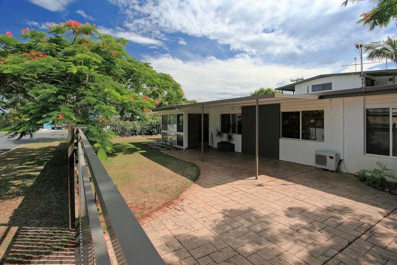 2 Allawah Avenue, Palm Beach QLD 4221, Palm Beach - Thumbnail 4
