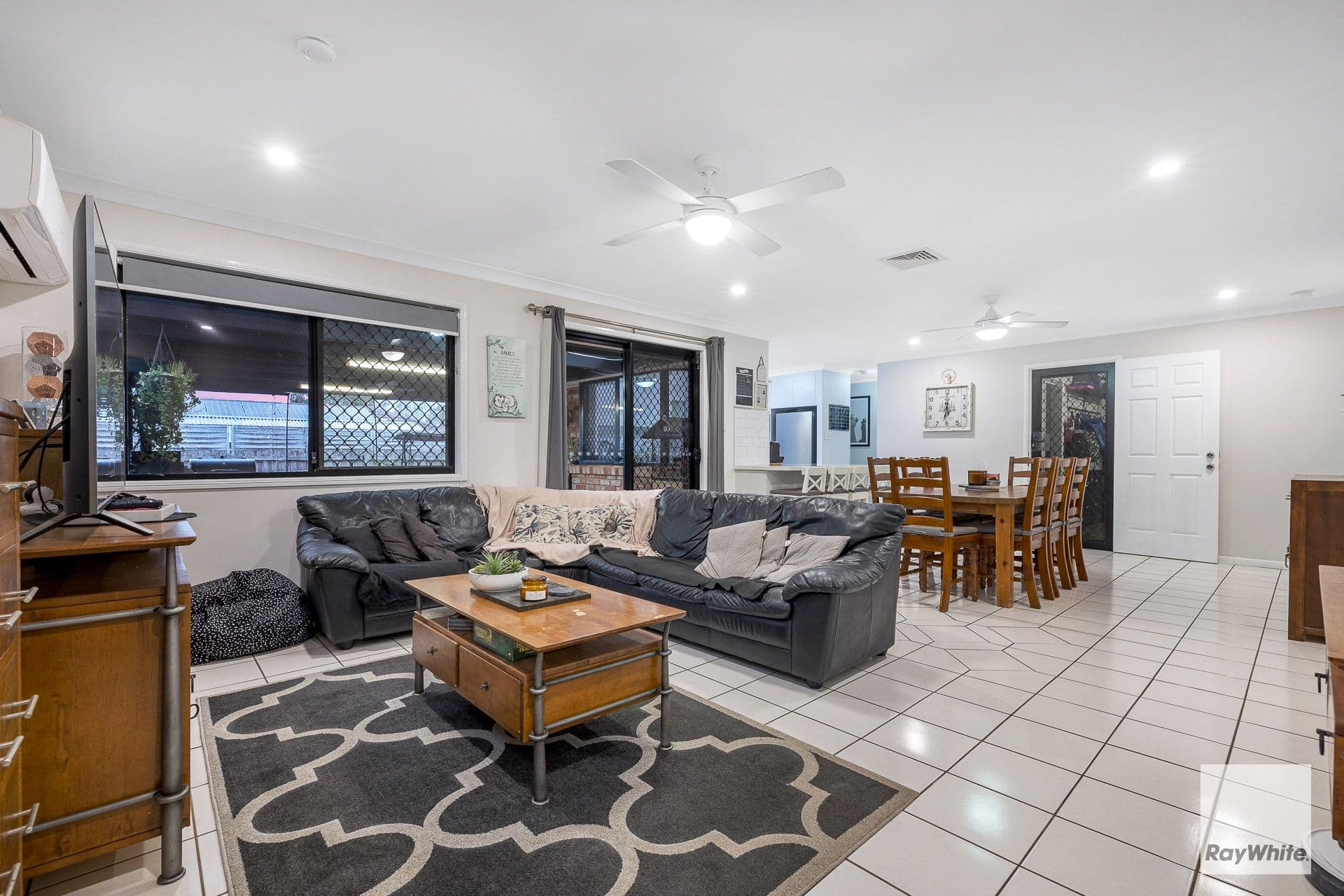 7 Roger Court, Redland Bay QLD 4165, Redland Bay - Thumbnail 6