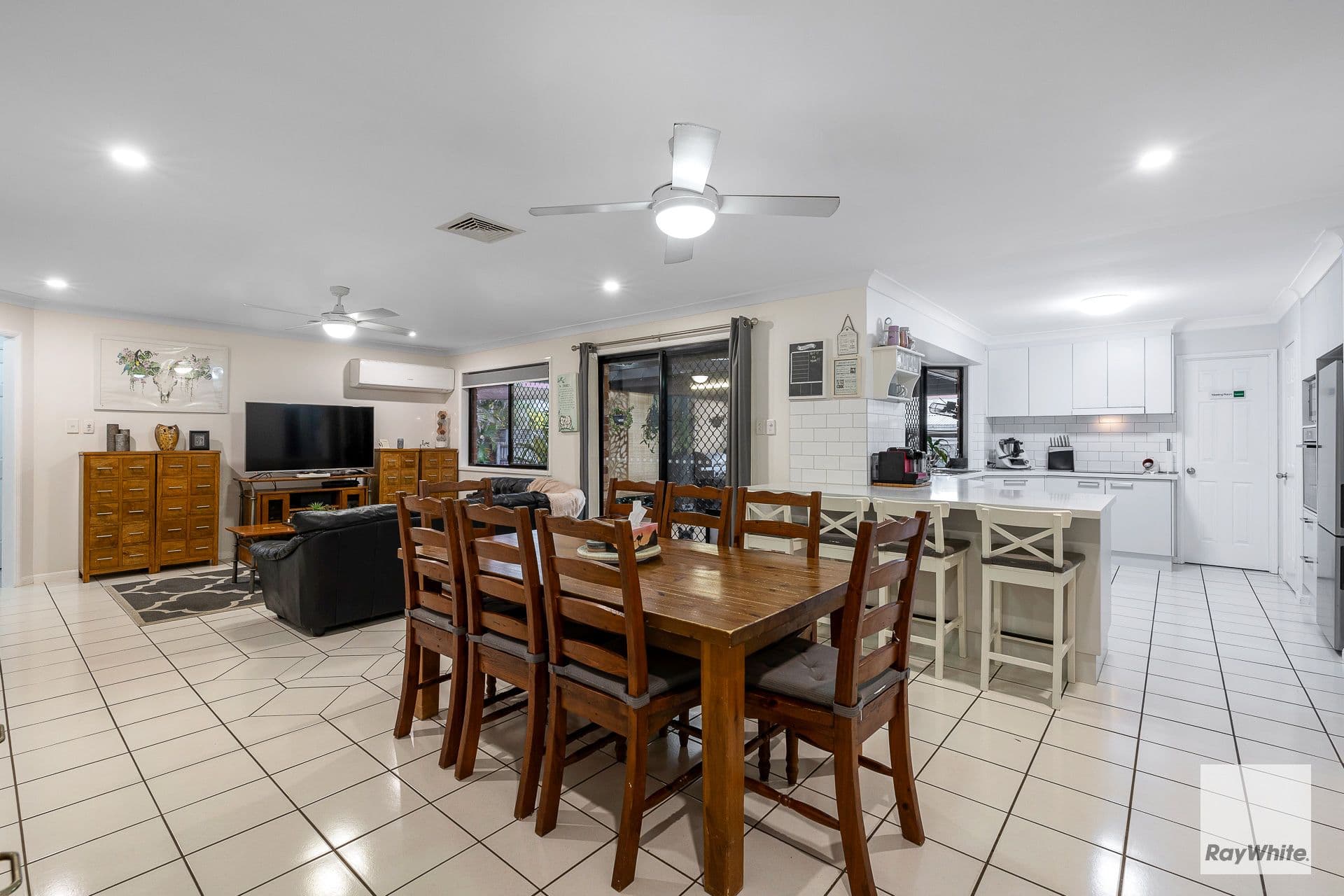 7 Roger Court, Redland Bay QLD 4165, Redland Bay - Thumbnail 7