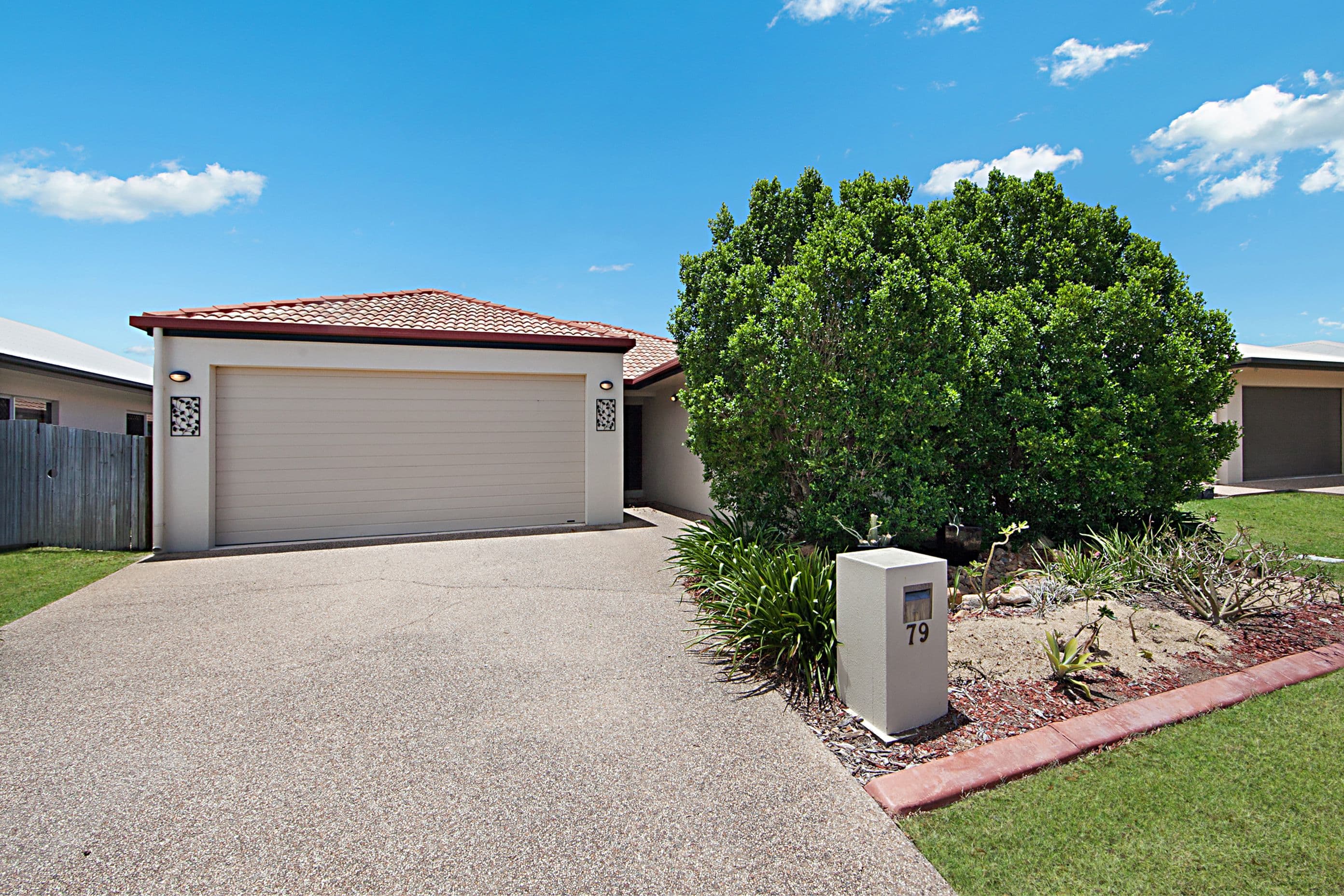 79 Springbrook Parade, Idalia QLD 4811, Idalia - Thumbnail 2