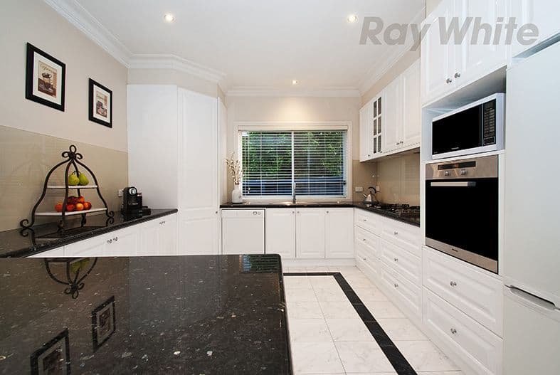5 SUNNYRIDGE Court, Chirnside Park VIC 3116, Chirnside Park - Thumbnail 3