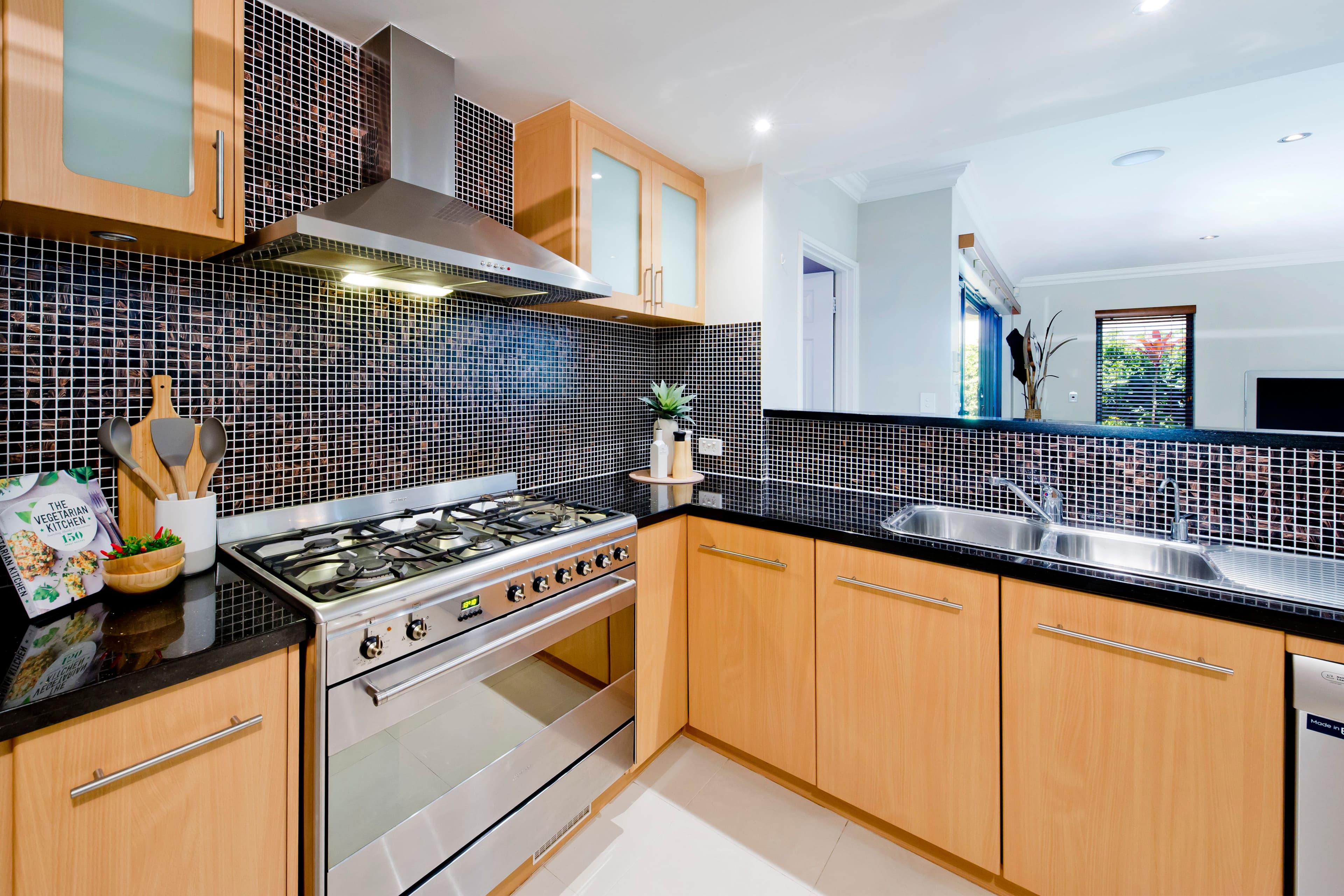 37 Craven Street, Bedford WA 6052, Bedford - Thumbnail 6
