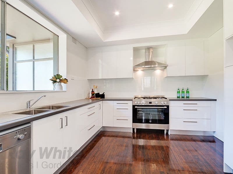 12 Myrtle Place, St Ives - Thumbnail 4