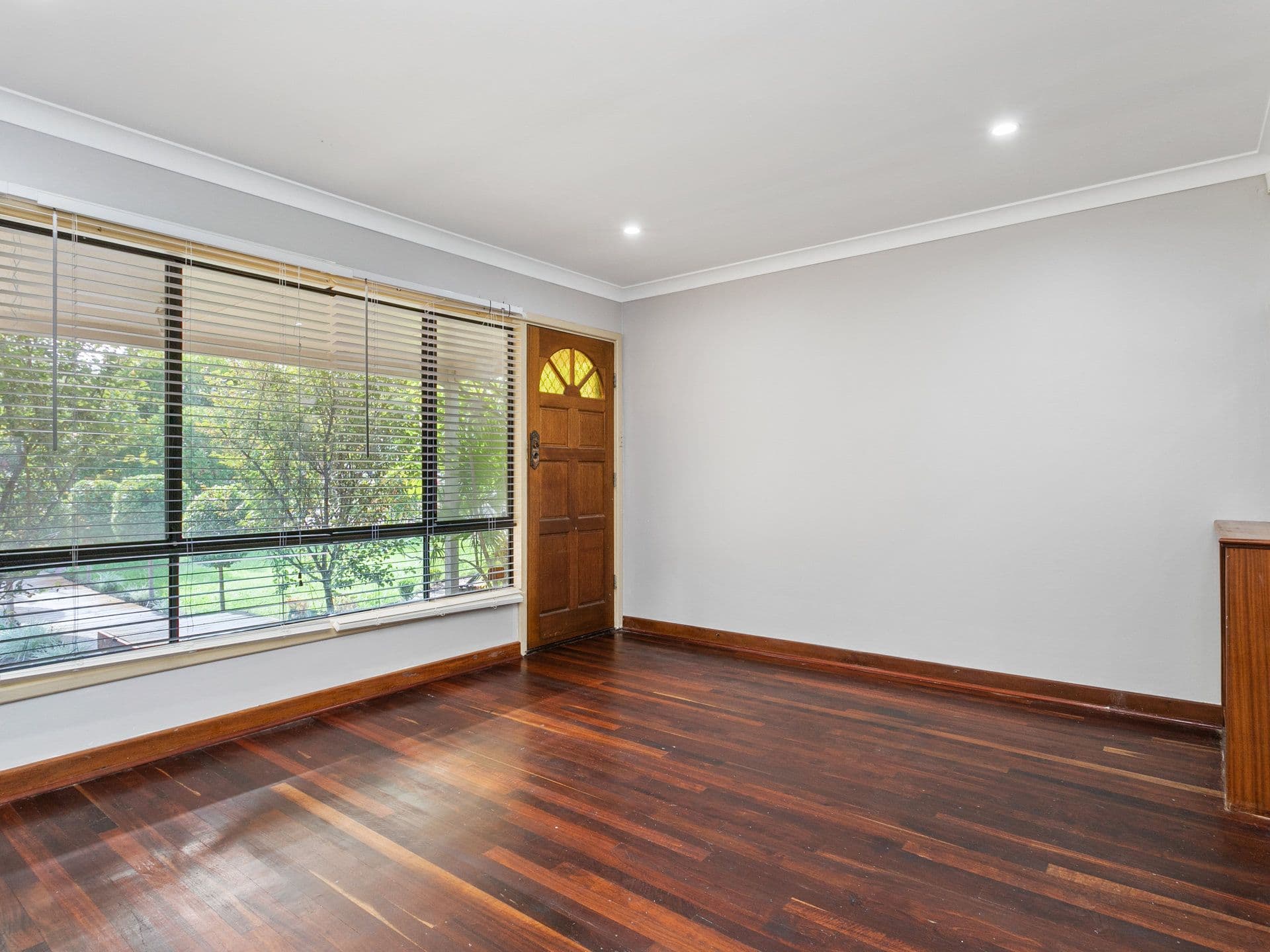 12 Ashworth Street, Cloverdale WA 6105, Cloverdale - Thumbnail 4