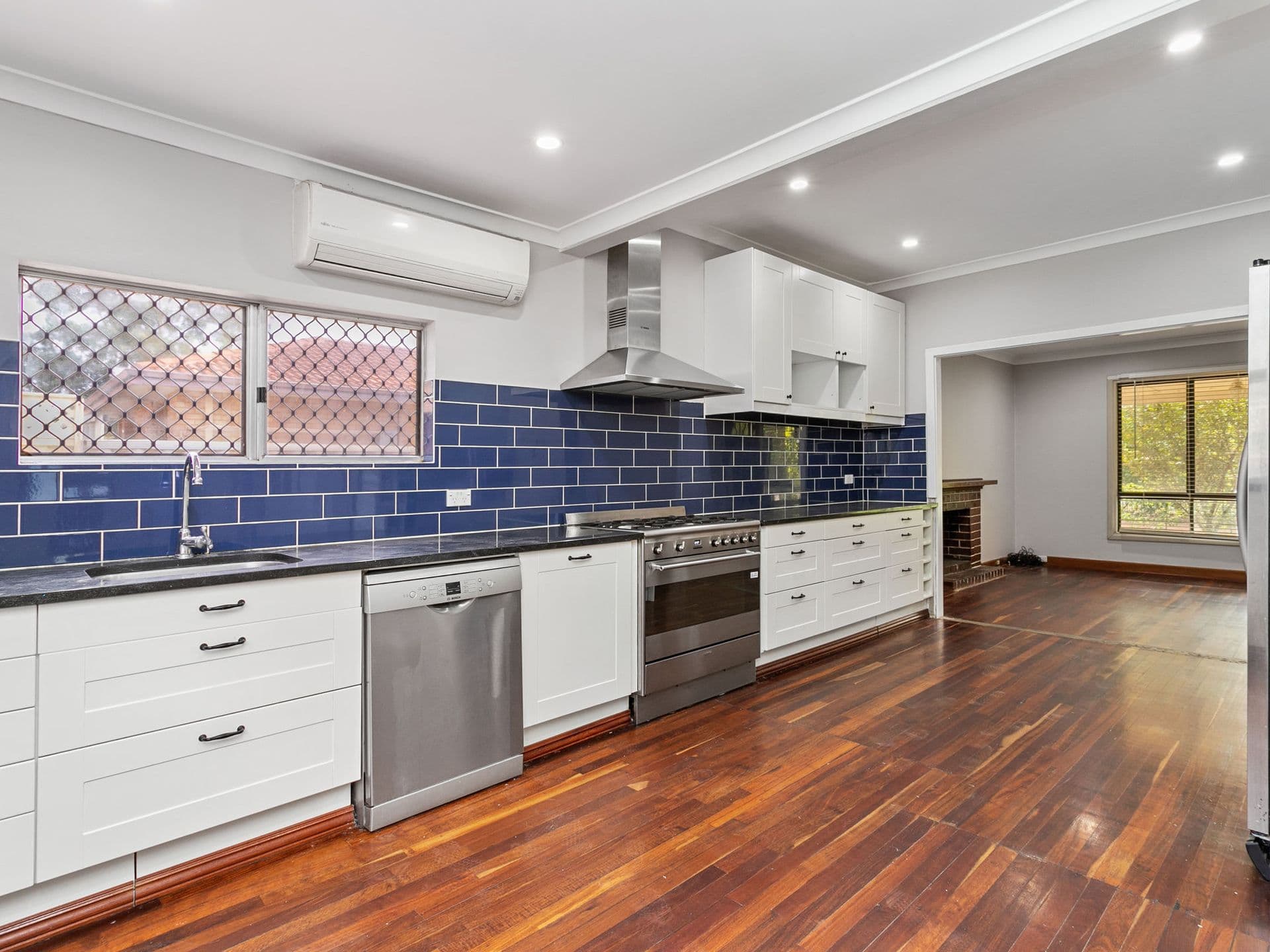 12 Ashworth Street, Cloverdale WA 6105, Cloverdale - Thumbnail 6