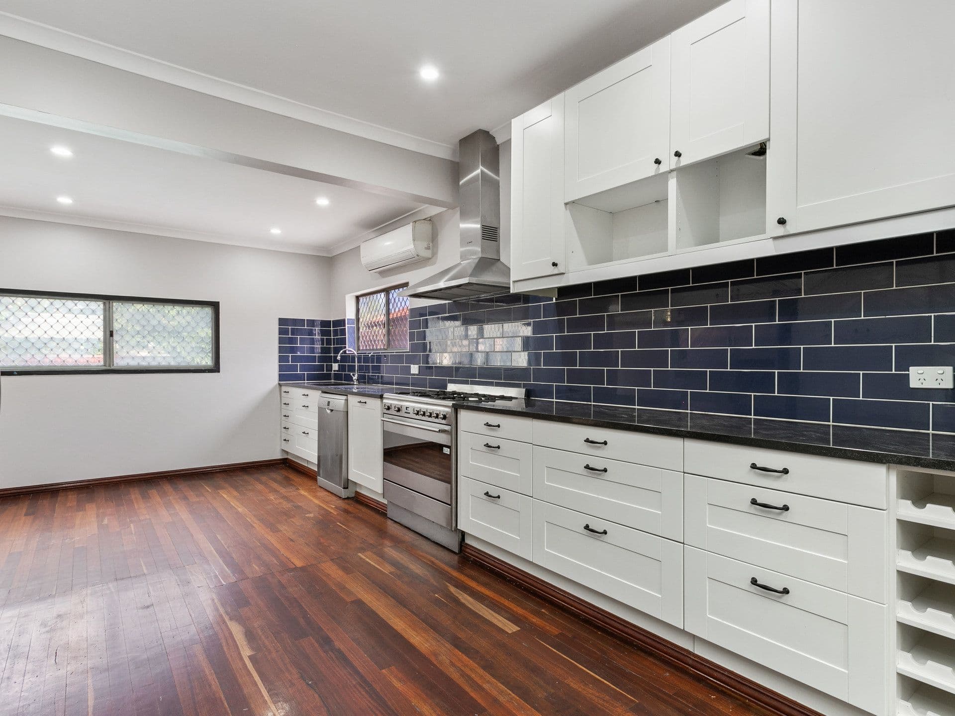 12 Ashworth Street, Cloverdale WA 6105, Cloverdale - Thumbnail 7
