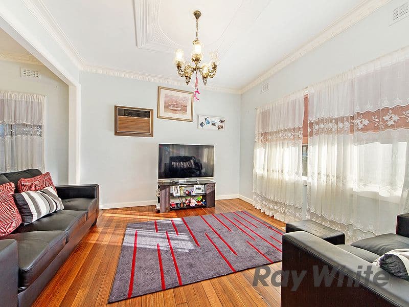 15 Kodre Street, St Albans VIC 3021, St Albans - Thumbnail 2