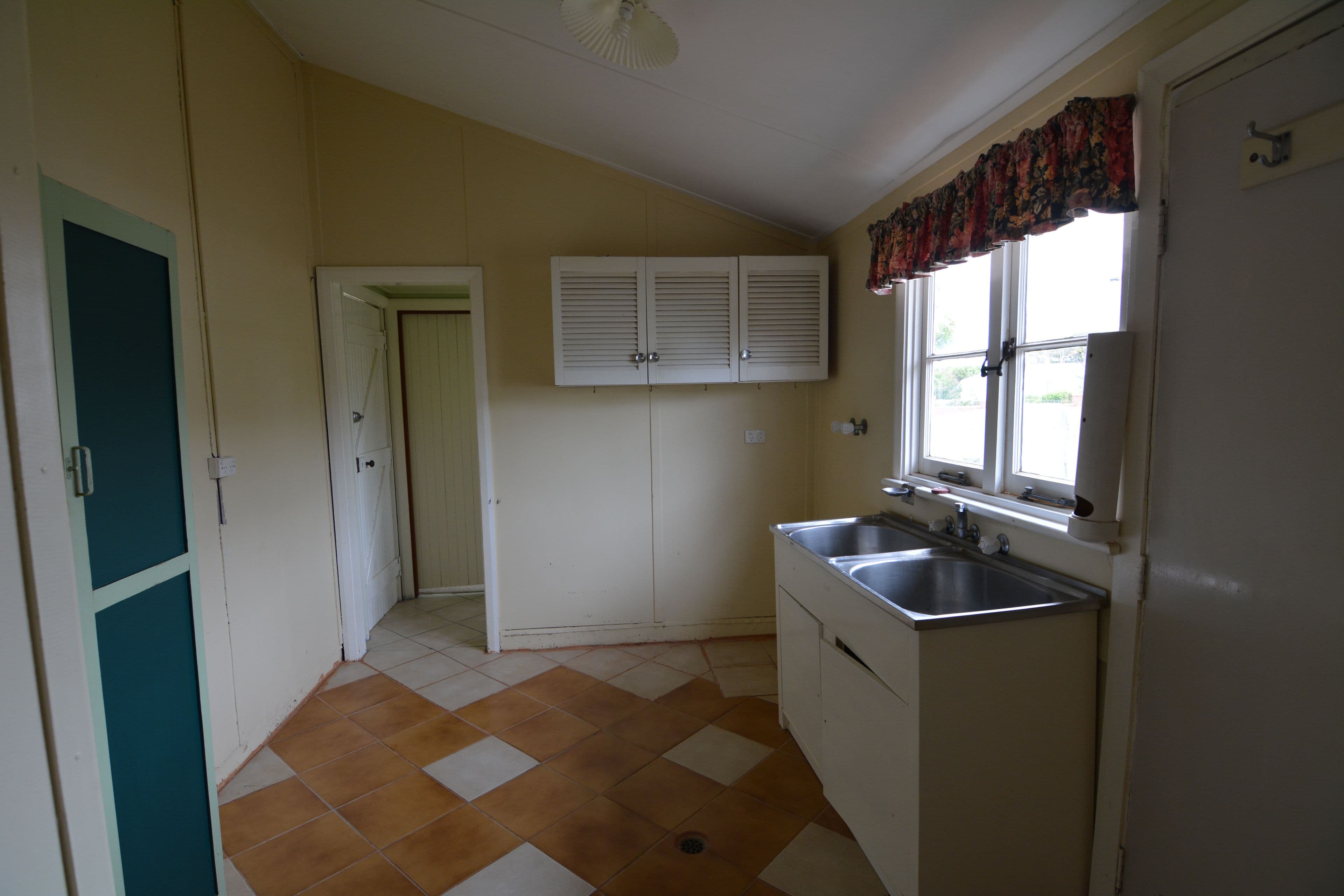 57 Douglas Street, Carnarvon WA 6701, South Carnarvon - Thumbnail 3