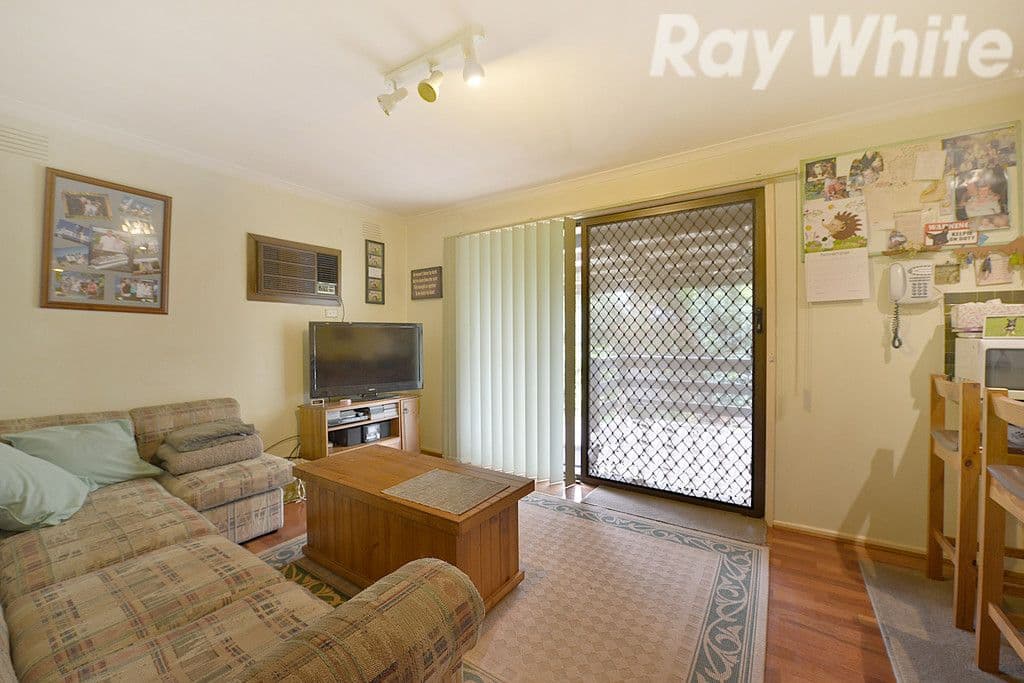 19 Haverstock Hill Close, Endeavour Hills VIC 3802, Endeavour Hills - Thumbnail 4