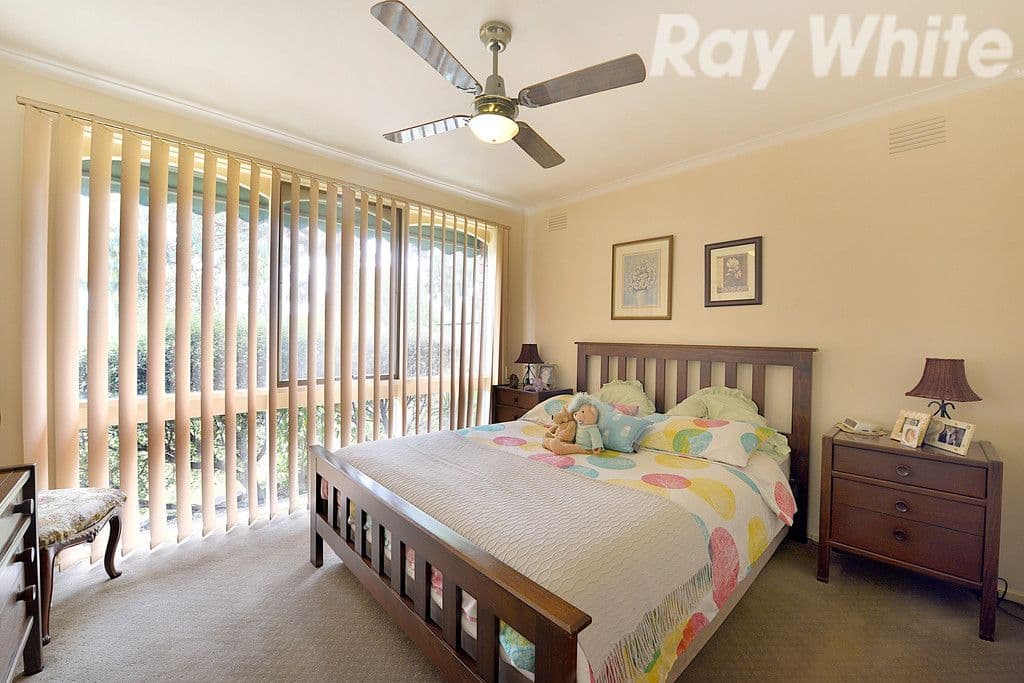19 Haverstock Hill Close, Endeavour Hills VIC 3802, Endeavour Hills - Thumbnail 6