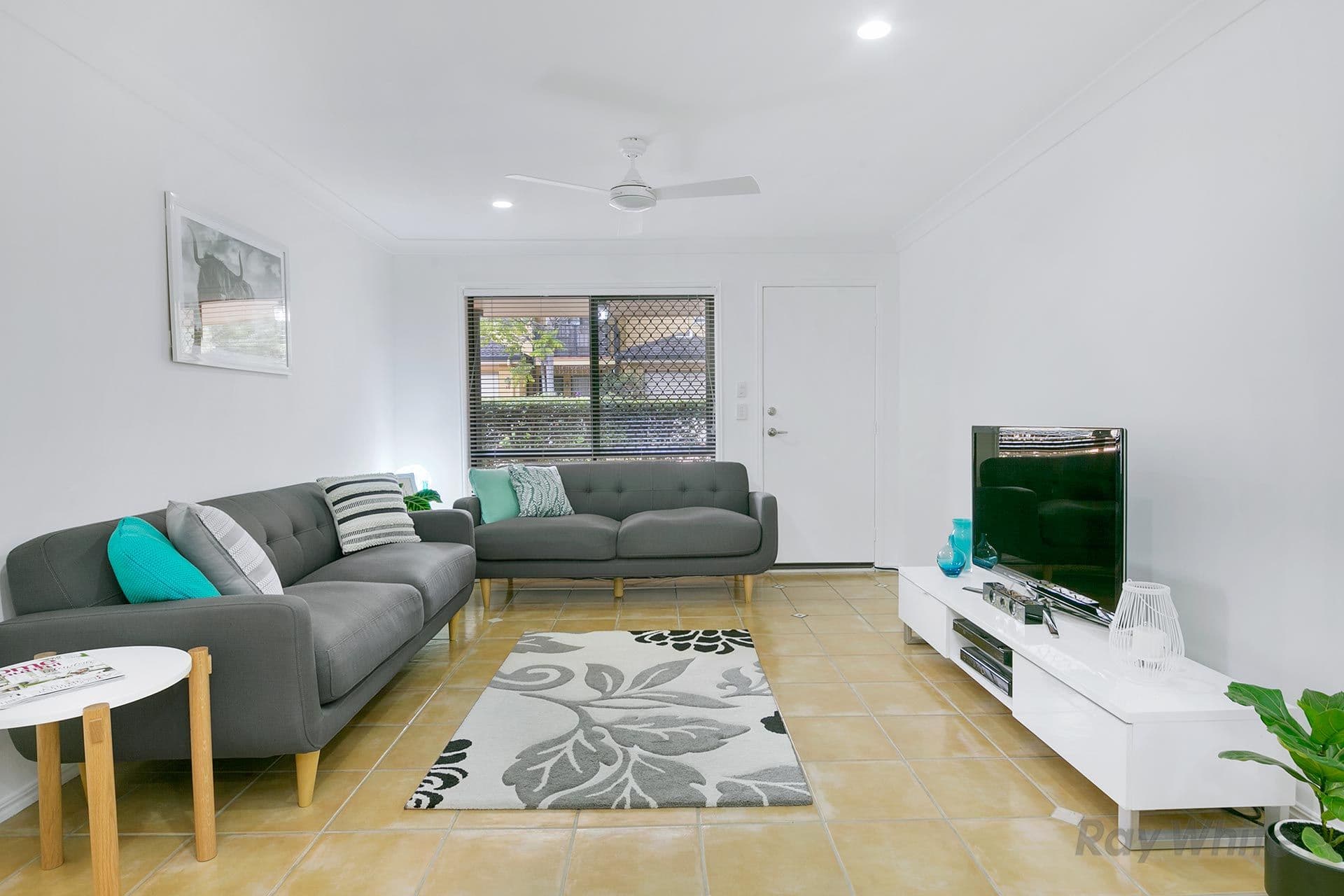 18 Pumice Street, Eight Mile Plains QLD 4113, Eight Mile Plains - Thumbnail 2
