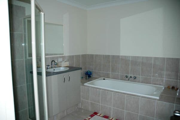 53 Amity Drive, ROTHWELL QLD 4022, Rothwell - Thumbnail 3