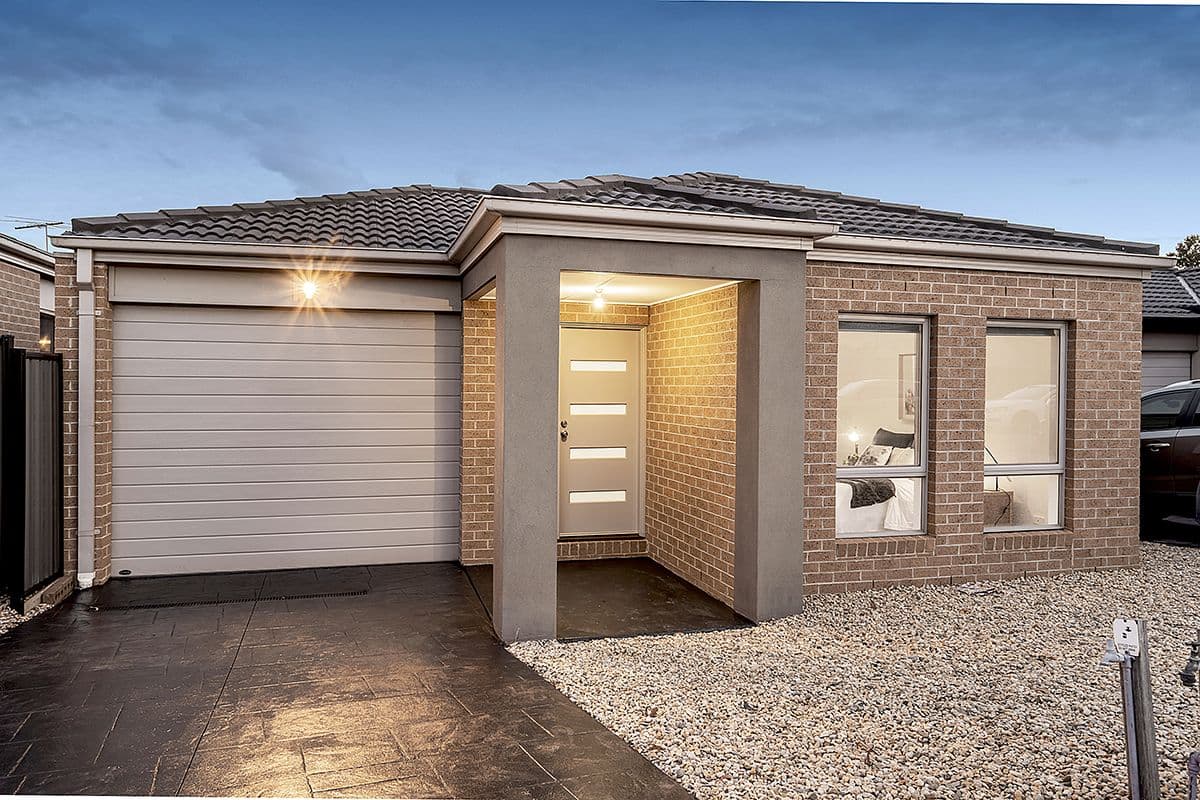 39 Kensley Circuit, Craigieburn VIC 3064, Craigieburn - Image 1