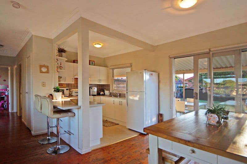 42 Kurrajong Street, WINDANG NSW 2528, Windang - Thumbnail 2