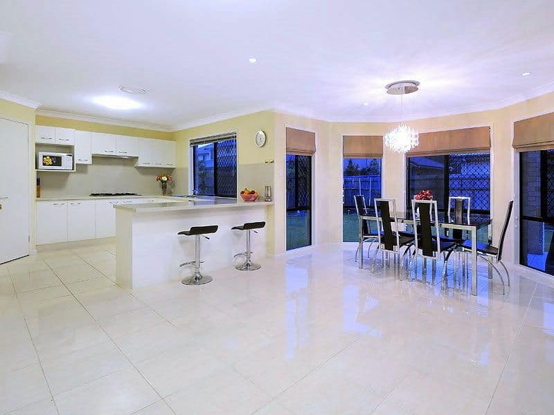3 Taunton Street, CARSELDINE QLD 4034, Carseldine - Thumbnail 5