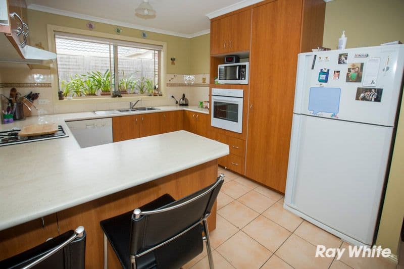 26 Grice Quadrant, PAKENHAM VIC 3810, Pakenham - Thumbnail 2