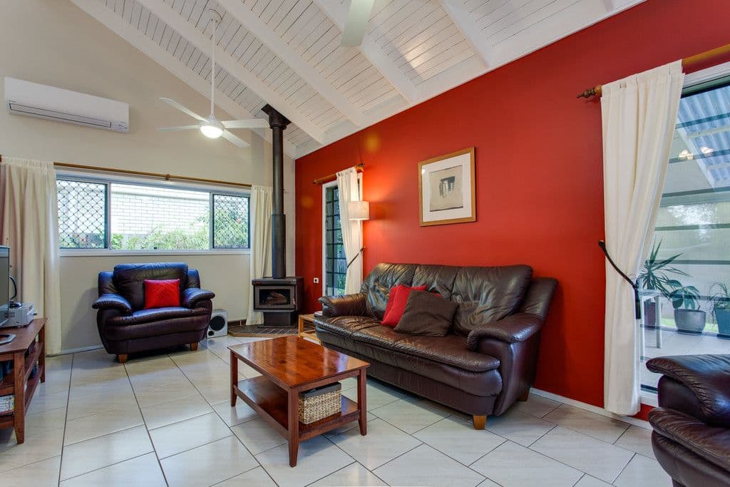 24 Woggle Street, Jamboree Heights QLD 4074, Jamboree Heights - Thumbnail 2