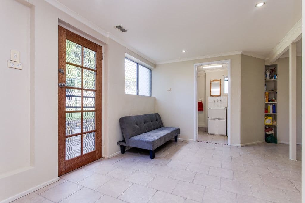 24 Woggle Street, Jamboree Heights QLD 4074, Jamboree Heights - Thumbnail 6