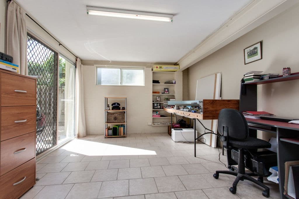 24 Woggle Street, Jamboree Heights QLD 4074, Jamboree Heights - Thumbnail 7