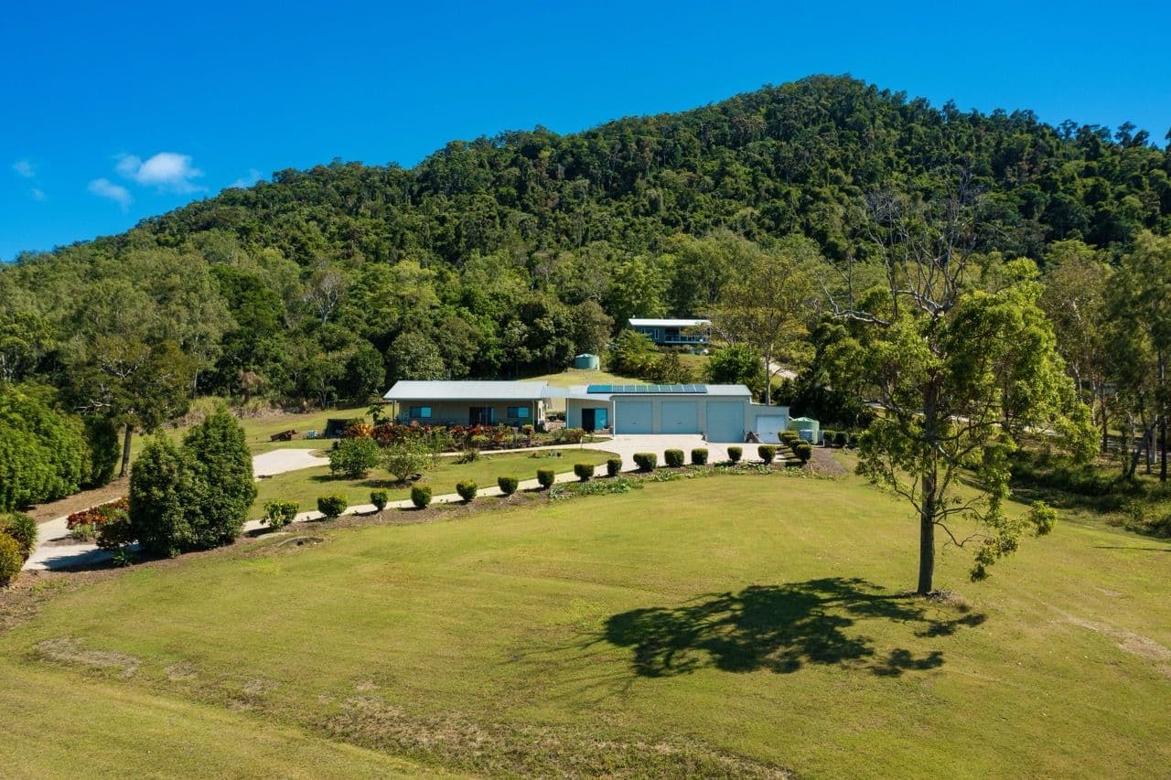 6 Mount Marlow Rise, Mount Marlow QLD 4800, Mount Marlow - Thumbnail 4