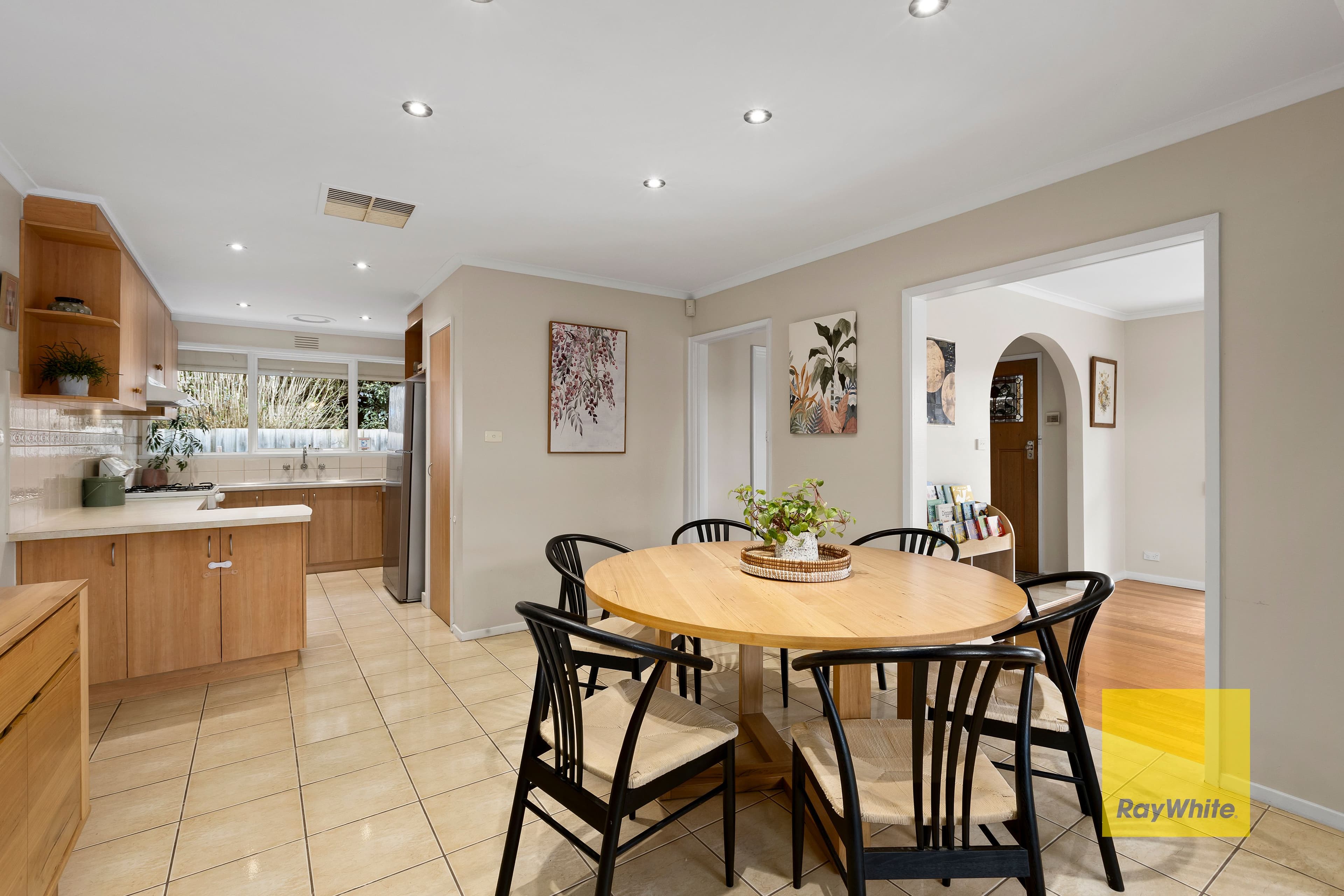 16 Polwarth Crescent, Belmont VIC 3216, Belmont - Thumbnail 4