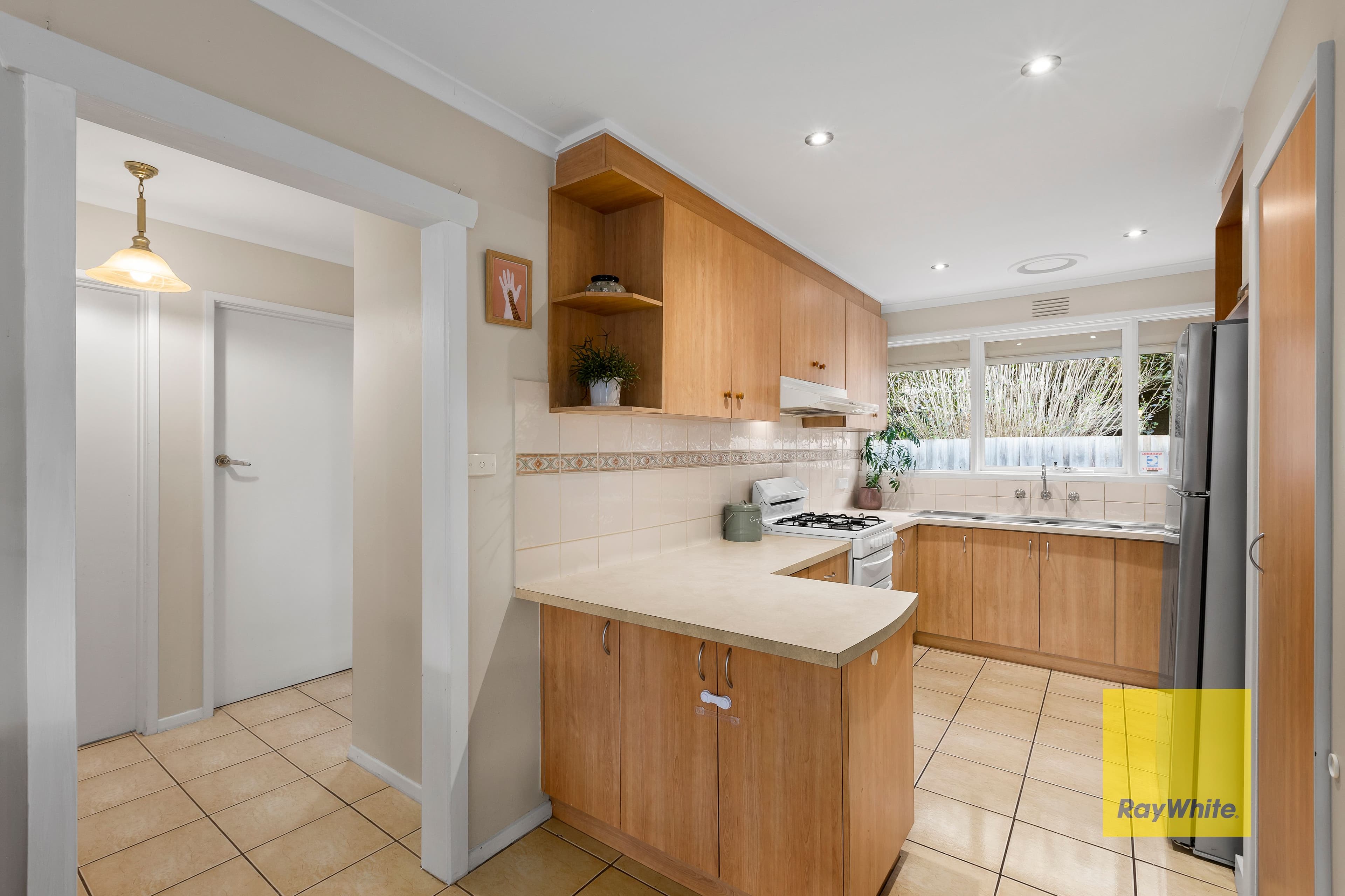 16 Polwarth Crescent, Belmont VIC 3216, Belmont - Thumbnail 5