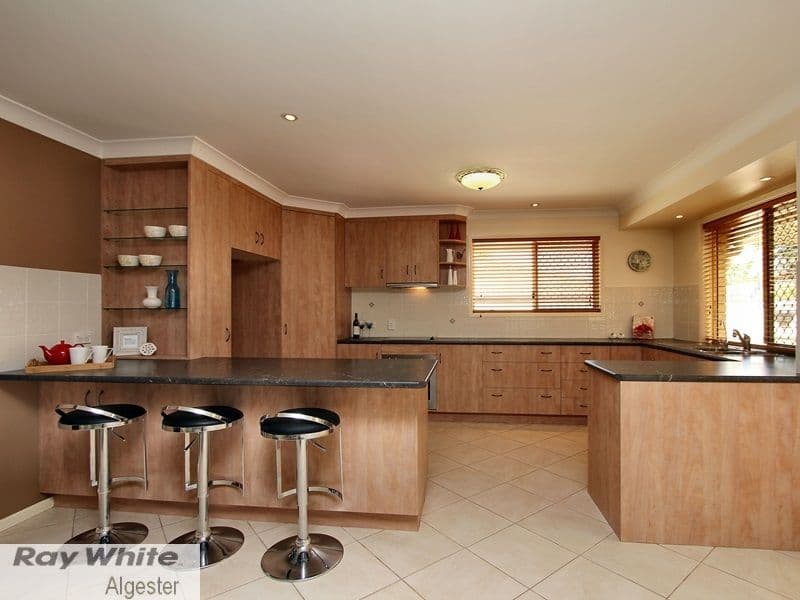 3 Watarrka Drive, PARKINSON QLD 4115, Parkinson - Thumbnail 2