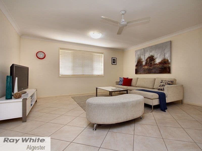 3 Watarrka Drive, PARKINSON QLD 4115, Parkinson - Thumbnail 4