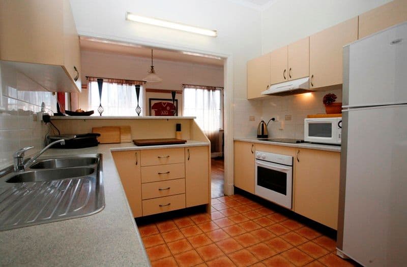 171  Kings Road, PIMLICO QLD 4812, Pimlico - Thumbnail 2
