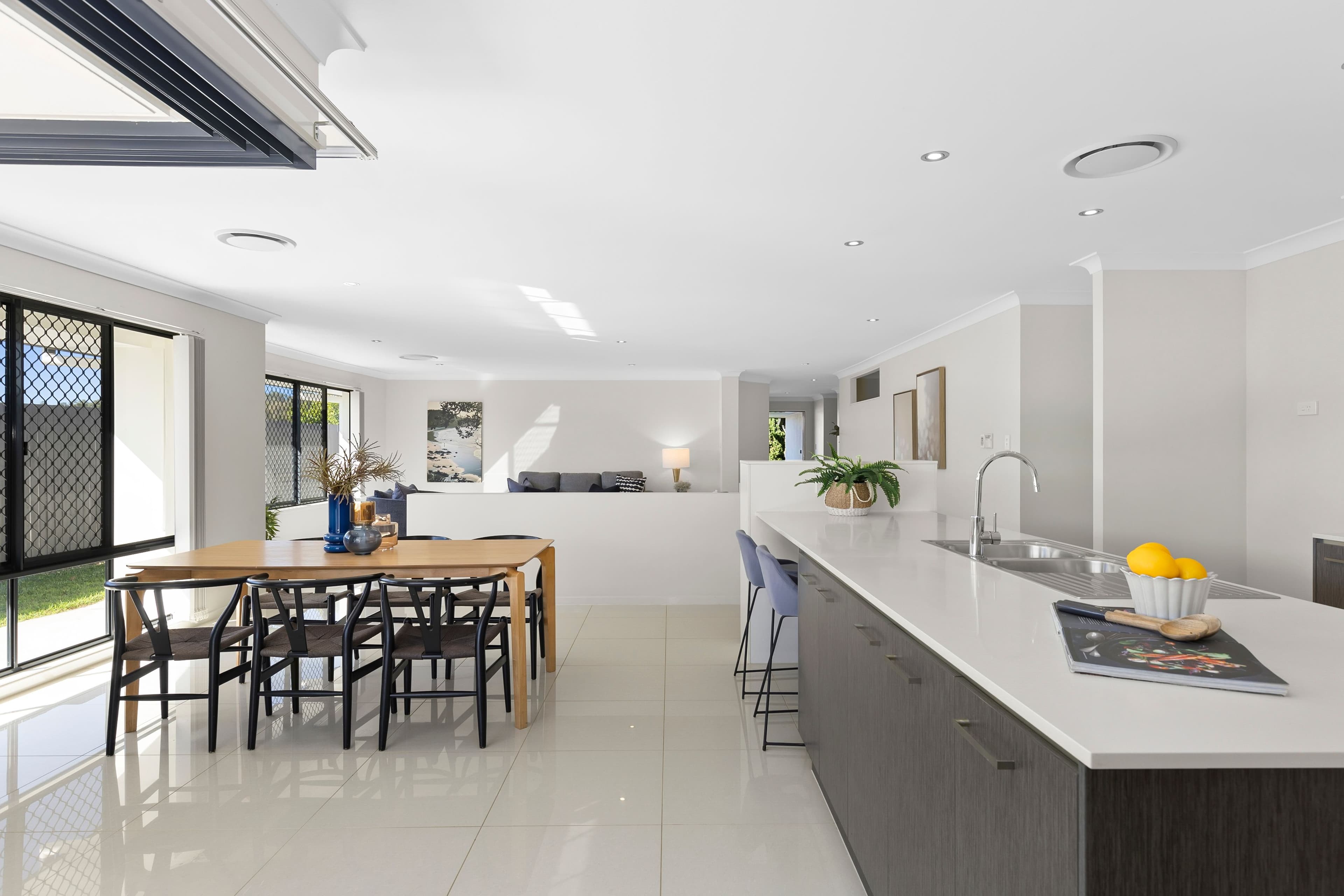 8 Osprey Place, Upper Kedron QLD 4055, Upper Kedron - Thumbnail 3