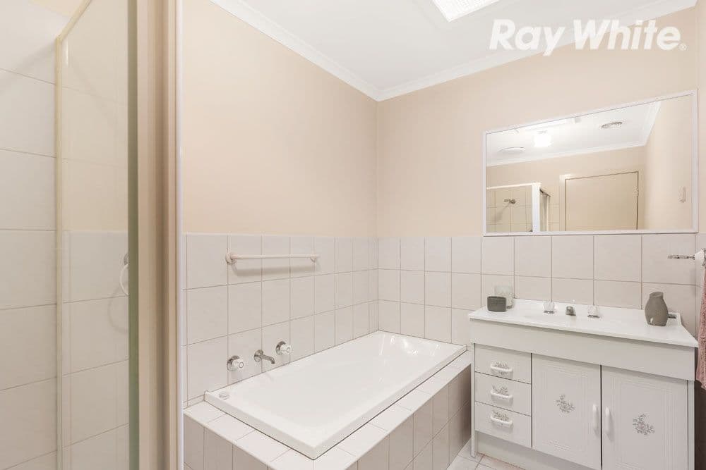 22 Norris Crescent, Bundoora VIC 3083, Bundoora - Thumbnail 6