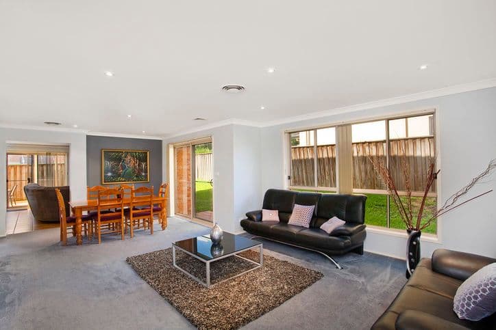 10 Dutton Road, BEAUMONT HILLS NSW 2155, Beaumont Hills - Thumbnail 2