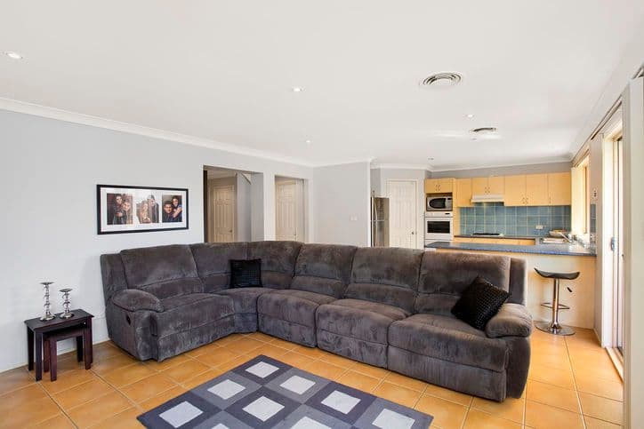 10 Dutton Road, BEAUMONT HILLS NSW 2155, Beaumont Hills - Thumbnail 3