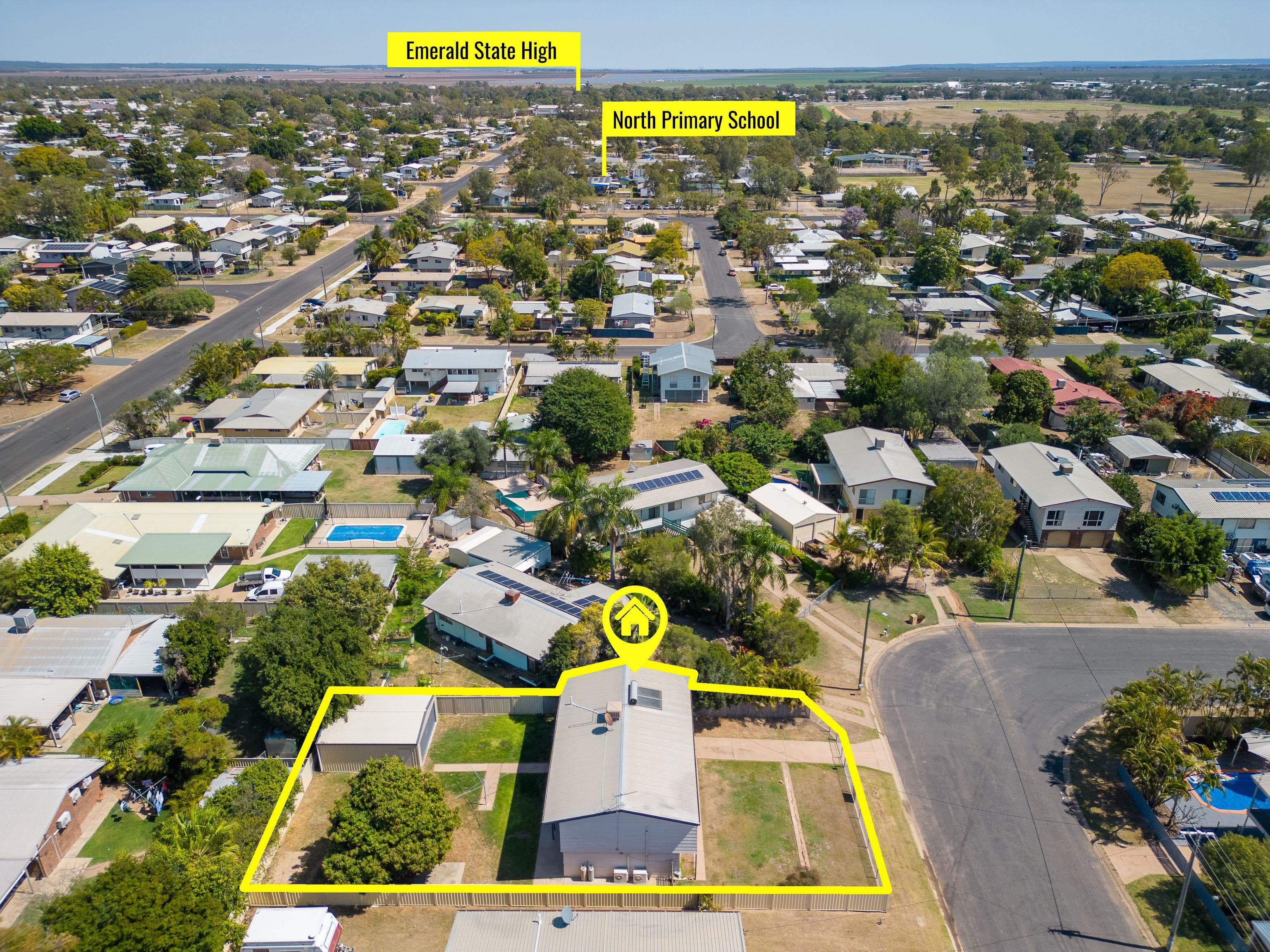 14 Bridgeman Street, Emerald QLD 4720, Emerald - Thumbnail 2
