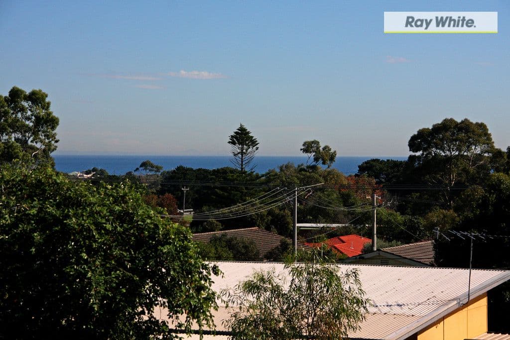 8 Cosmos Street, DROMANA VIC 3936, Dromana - Thumbnail 2