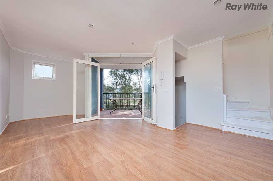 4 Landers Court, Caroline Springs VIC 3023, Caroline Springs - Thumbnail 4