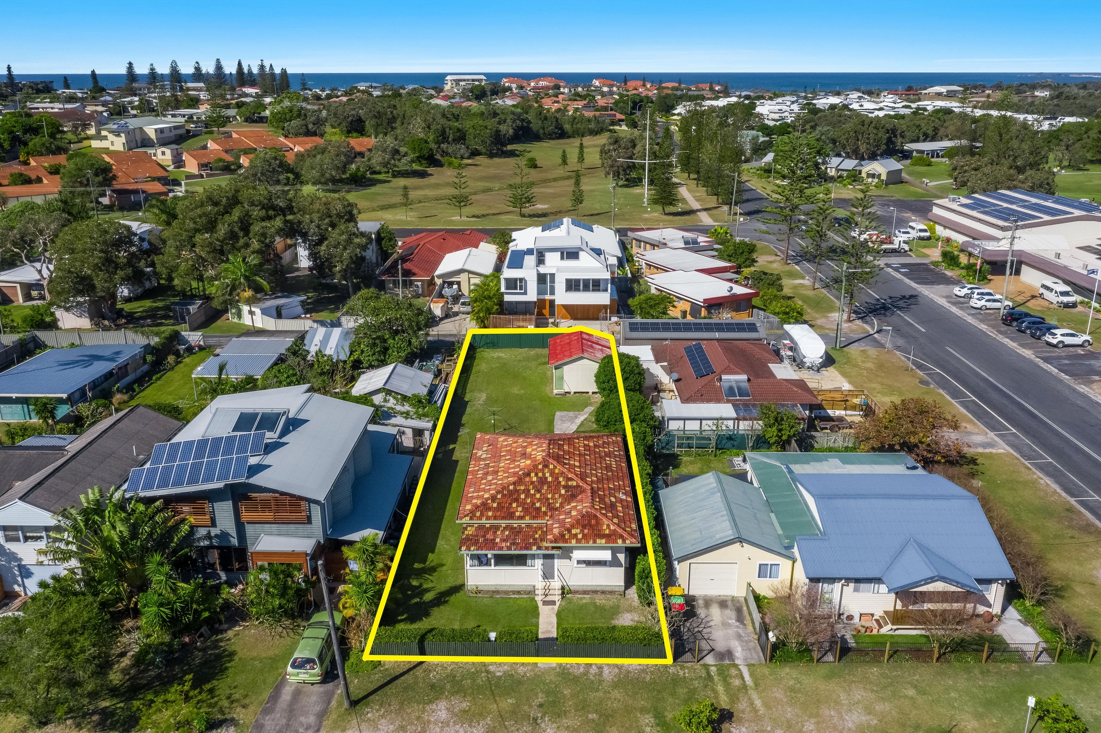 26 Beach Street, Yamba NSW 2464, Yamba - Image 1