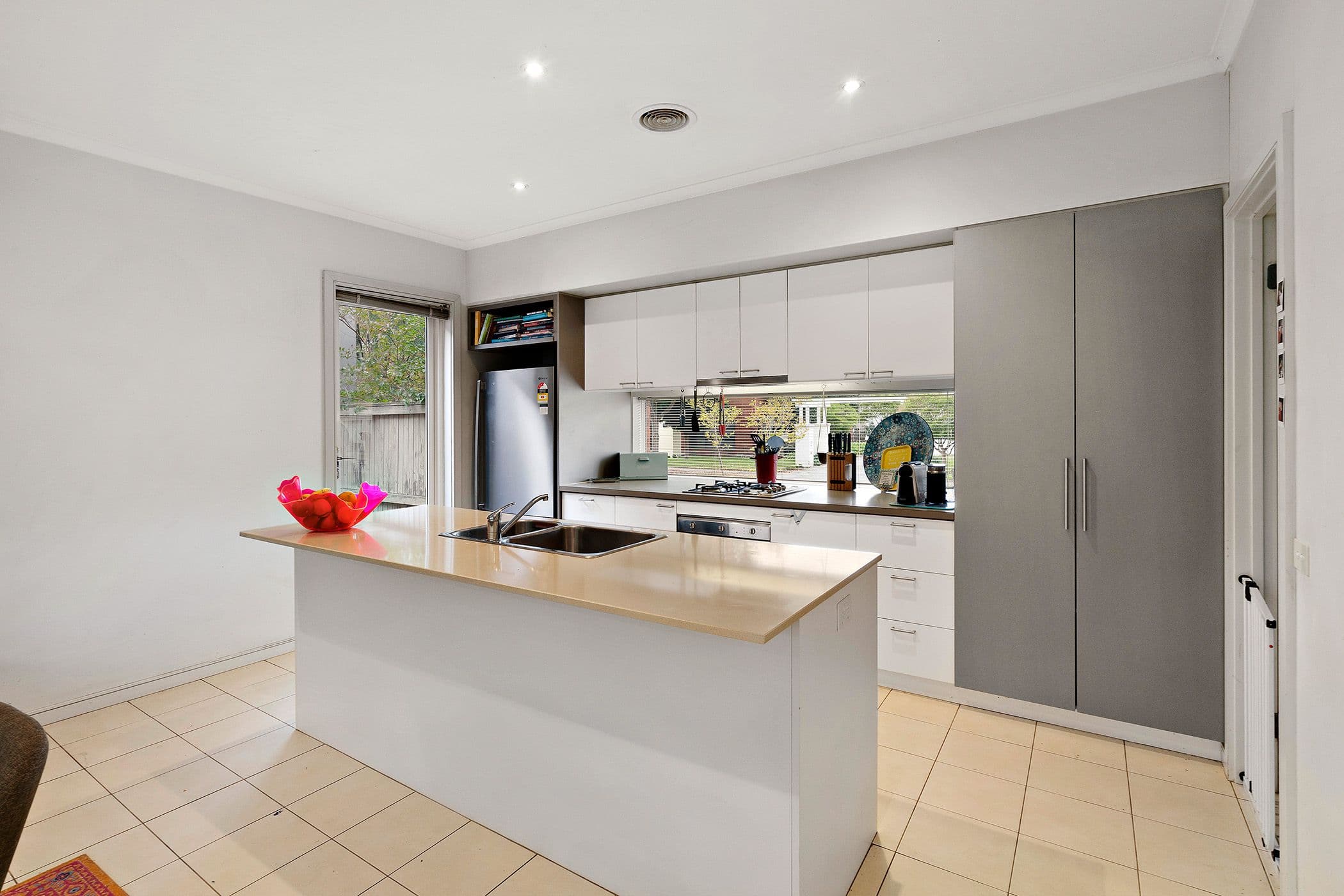 15 Birkdale Avenue, Heatherton VIC 3202, Heatherton - Thumbnail 3