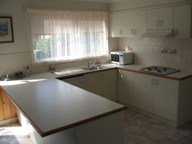 6 Collina Court, WARRNAMBOOL VIC 3280, Warrnambool - Thumbnail 3
