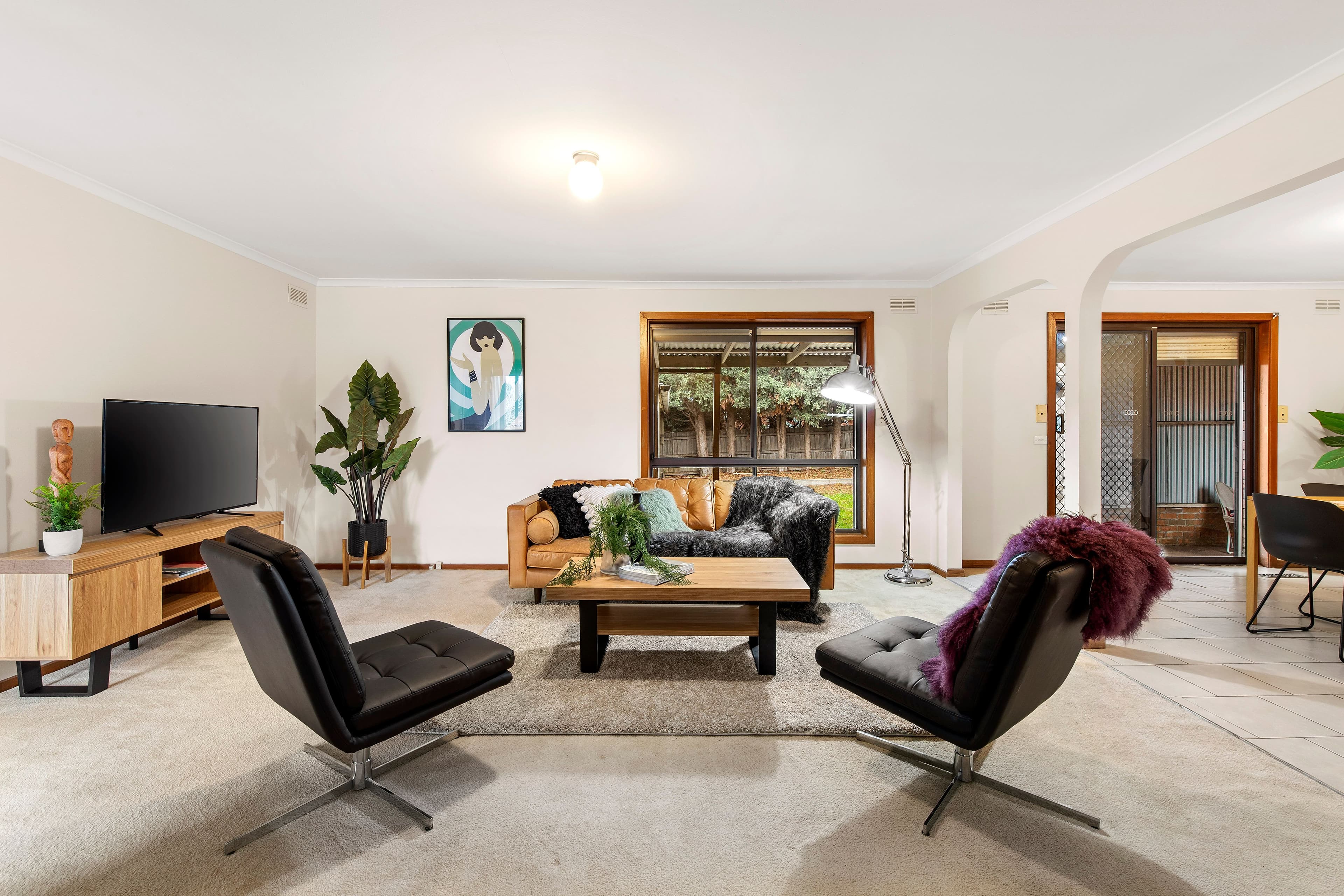 8 Essue Court, Mill Park VIC 3082, Mill Park - Thumbnail 4