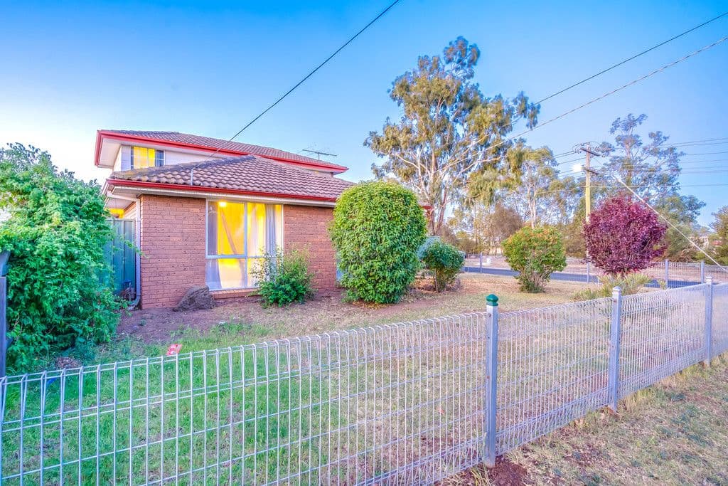 12 Brougham Avenue, Wyndham Vale VIC 3024, Wyndham Vale - Thumbnail 3