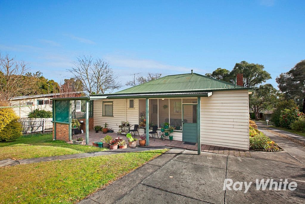 14 Joan Avenue, Ferntree Gully VIC 3156, Ferntree Gully - Thumbnail 2