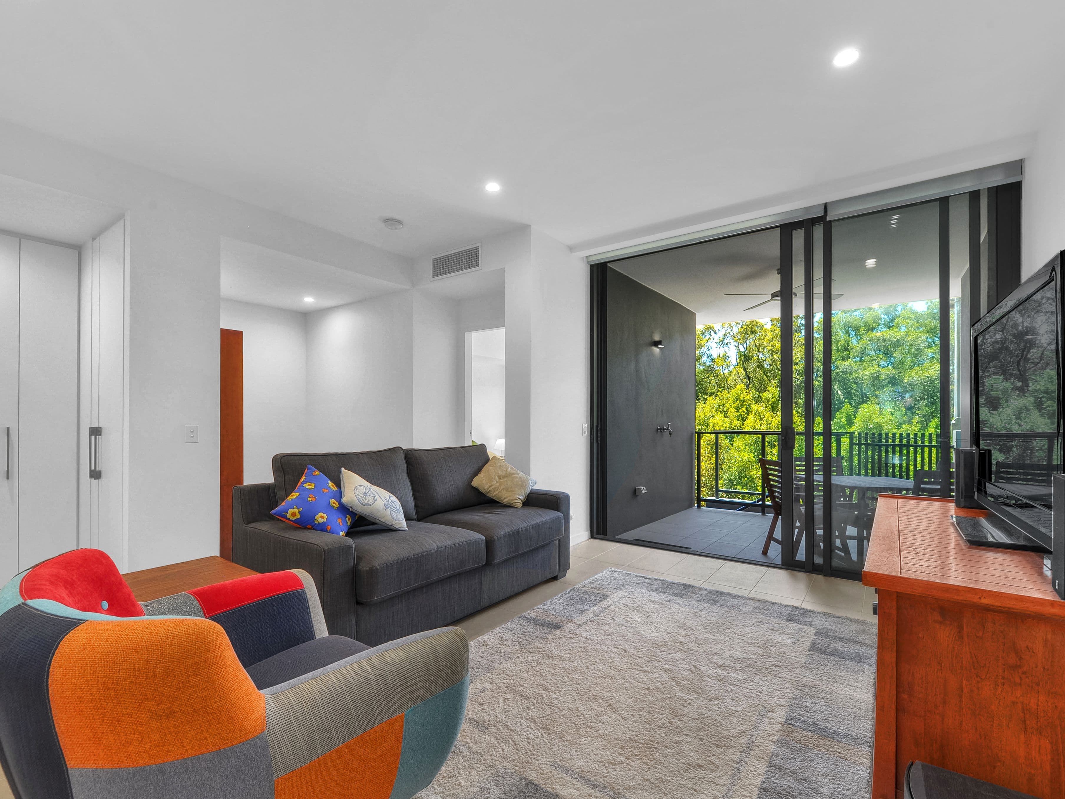 18 Parkside Circuit, Hamilton QLD 4007, Hamilton - Image 1