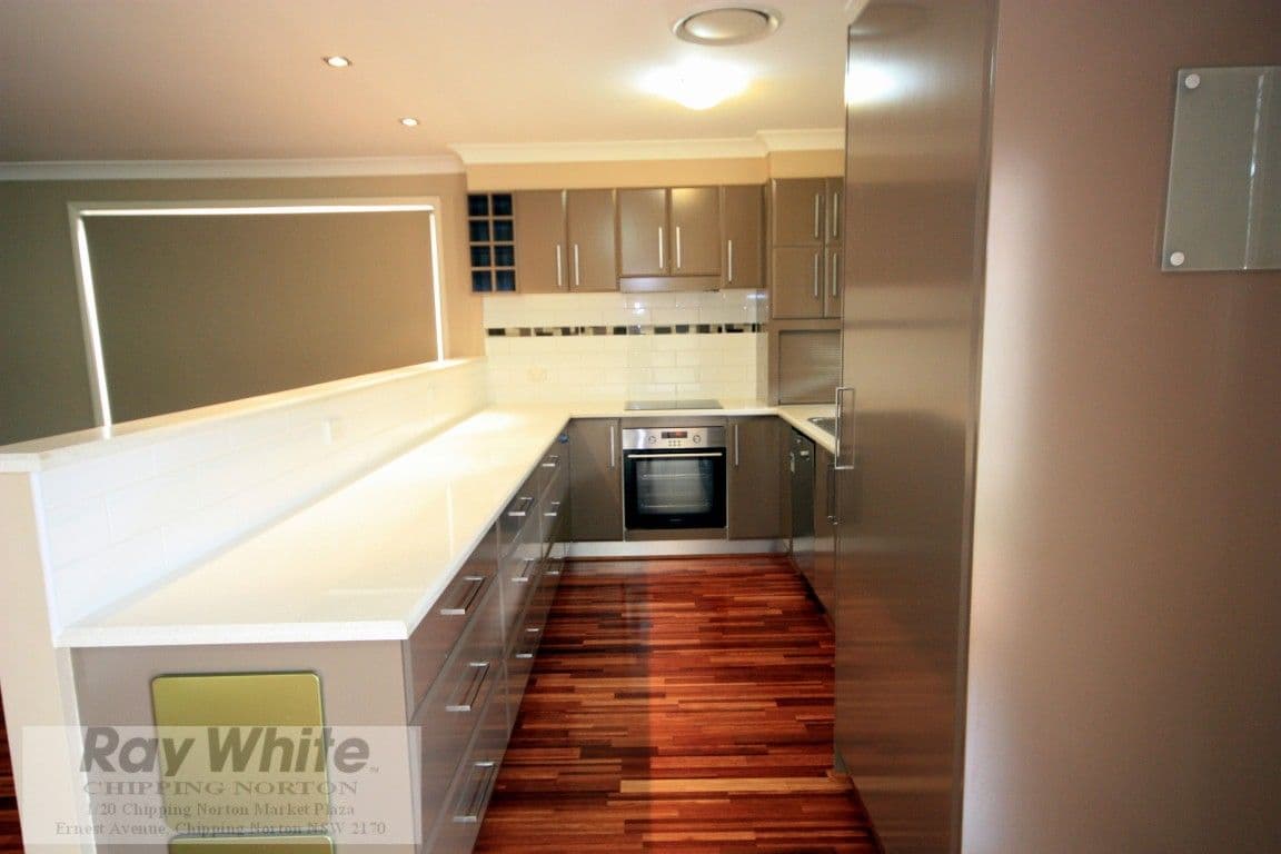8 Kaputar Court, WATTLE GROVE NSW 2173, Wattle Grove - Thumbnail 5